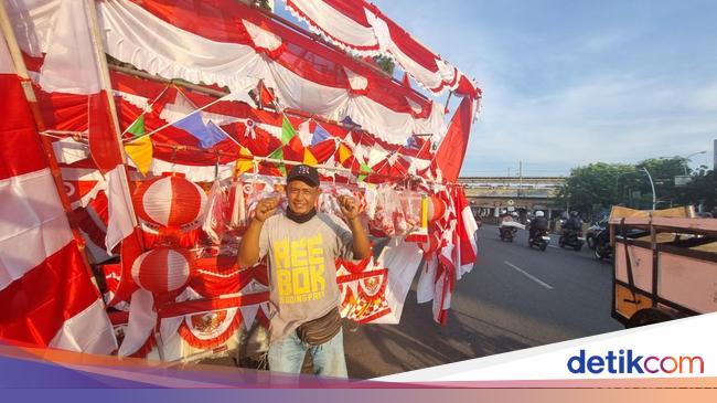 The story of a flag dealer in Matraman -East -jakarta could order 100 meters