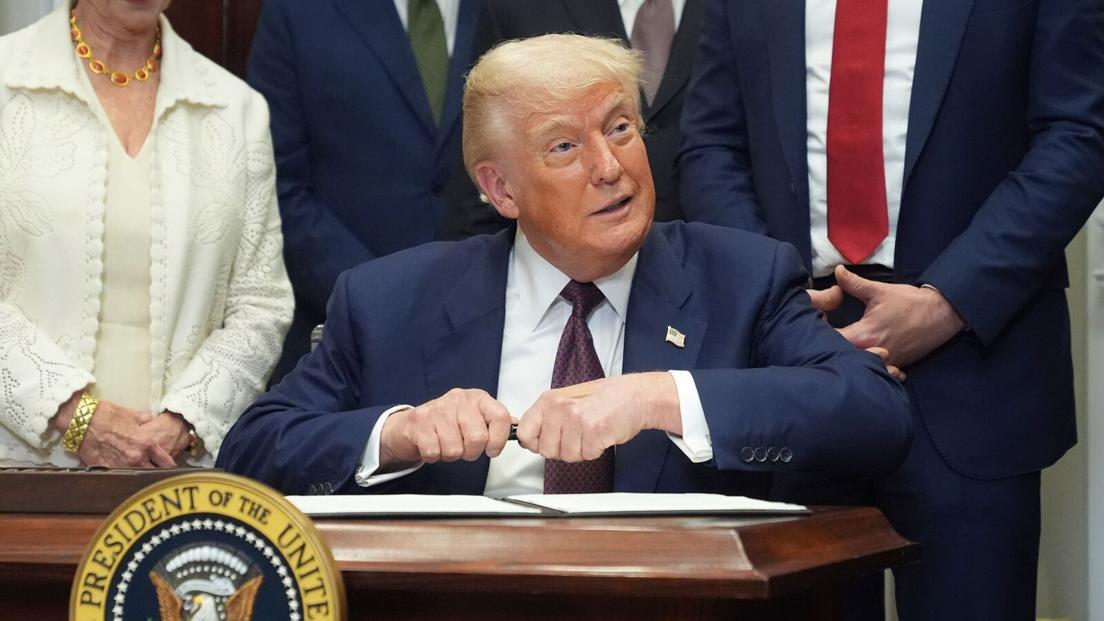 Video: Donald Trump is shooting back about ‘Rates in his first quarter’ question – ‘was to fight heraal teacher. … ‘| Today news