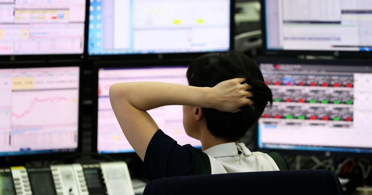 US stocks -contracts are declining after Trump’s recent fees ads