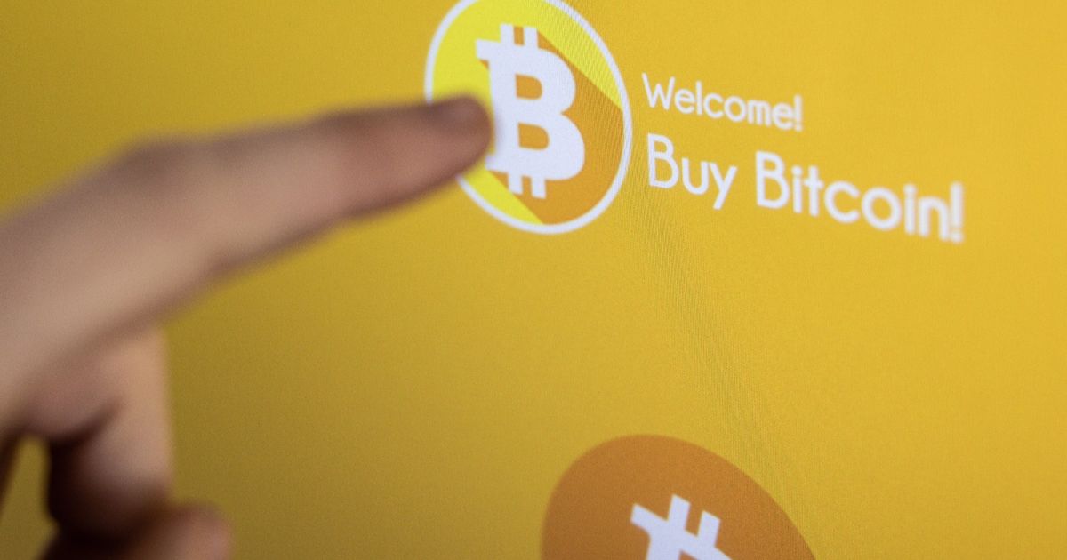 The price of “Bitcoin” shaves high … and a bet at 150 thousand dollars by the end of the year