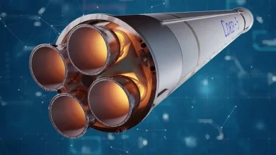 طلاب يبتكرون صاروخًا فضائيًا خفيف الوزن جدًا
