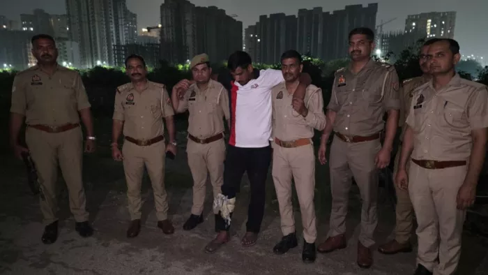 Police and offenses meet in Noida, Haryana’s interstate criminal arrested – NCR NEIDA NEWS Police met in Bisrakh Haryana Criminal arrested