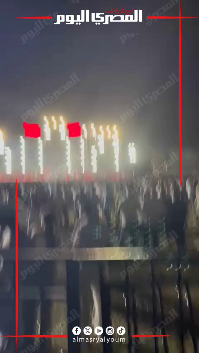 الجمهور يغادر حفل محمد رمضان بالساحل بعد سقوط ألعاب نارية عليهم. تصوير: محمود زكي