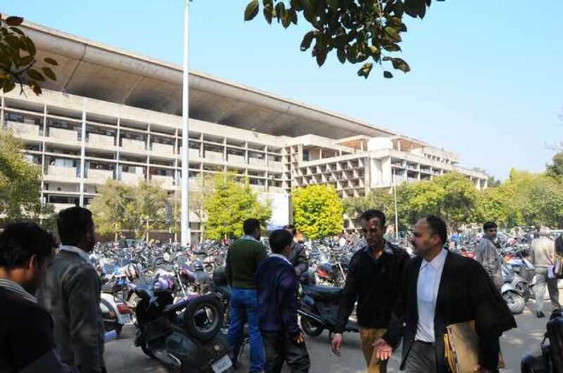 Claim for immediate improvement in the list of judges of the Punjab High Court and Haryana