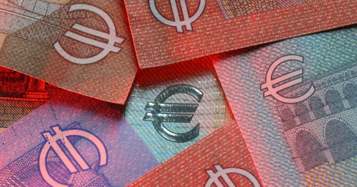 The euro is going to incur its worst weekly losses since 2022
