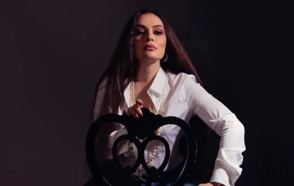 استمرارًا لاحتفالها بيوم ميلادها .. شريهان تنشر صورًا جديدة تجمعها بابنتها تالية القرآن