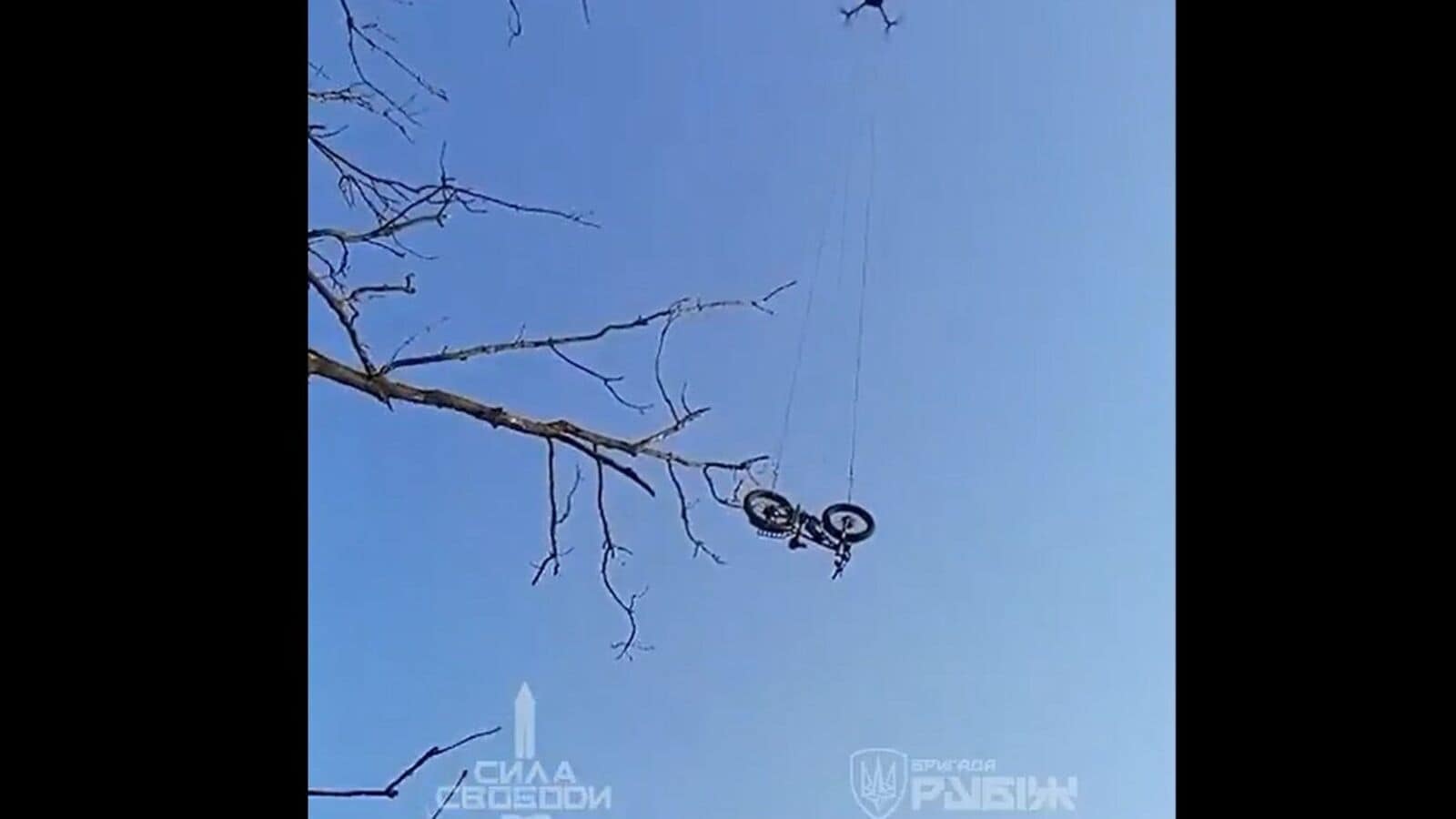 Watch | Ukrainian soldier escapes from Russian soil on e-bike delivered by Drone | Today news