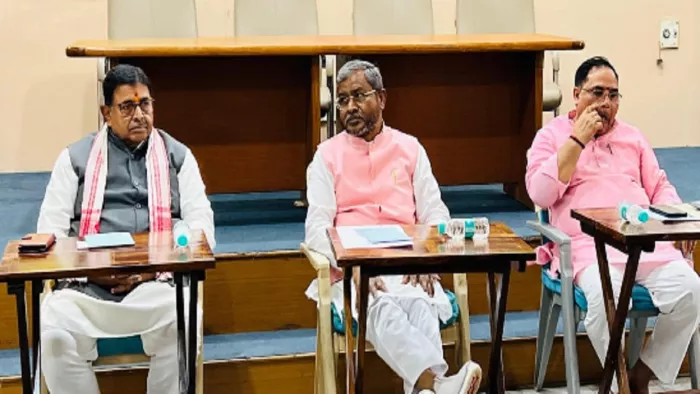 Jharkhand Politics: Sir outside the home and Rara on Atal Mohalla Clinicon, who changed the name of Sir and Atal Mohalla Clinic Clinic, remained a shadows outside home intensive voter review and Atal Mohallalala Calinic