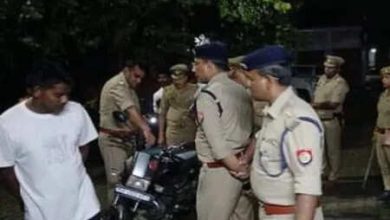 Attack on couples returning from Puragiri Darshan, wife brutally murdered, man seriously injured, stirred in the area