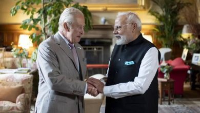 PM Modi met Maharaja from Britain! That special gift went as a symbol of India’s culture, know what was special in the video