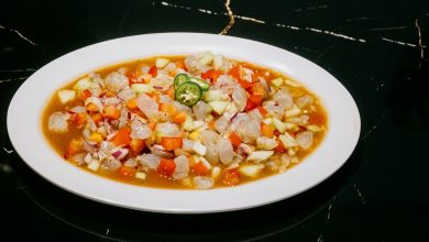 Make hot pasta soup in the rain