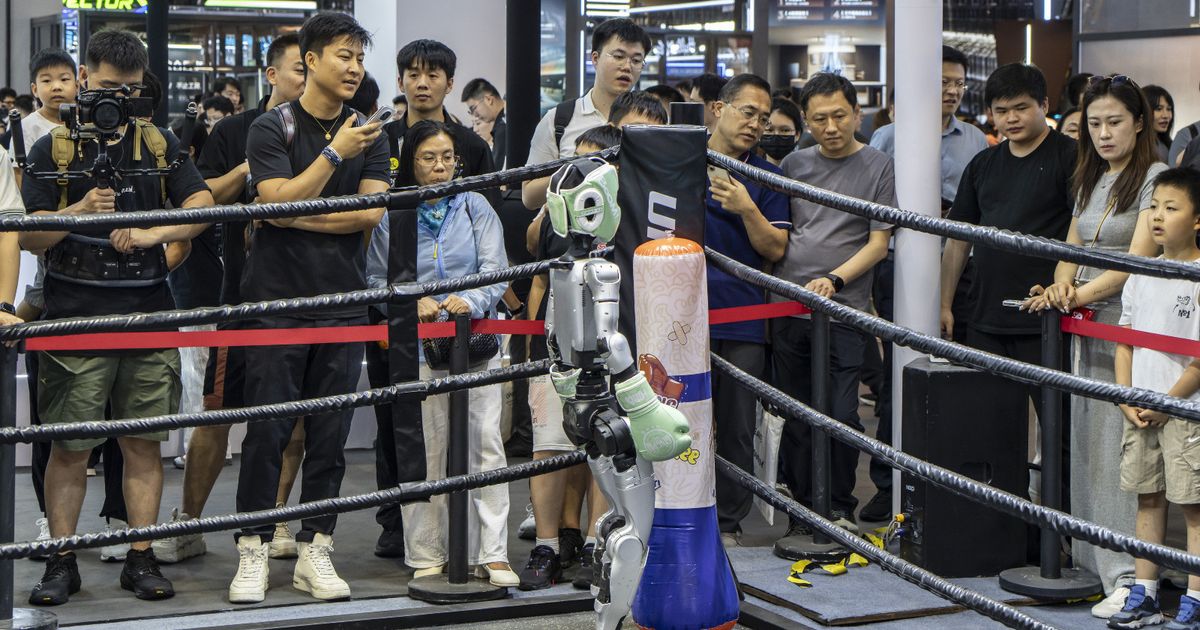 China competes America for the 4.8 billion dollar artificial intelligence market
