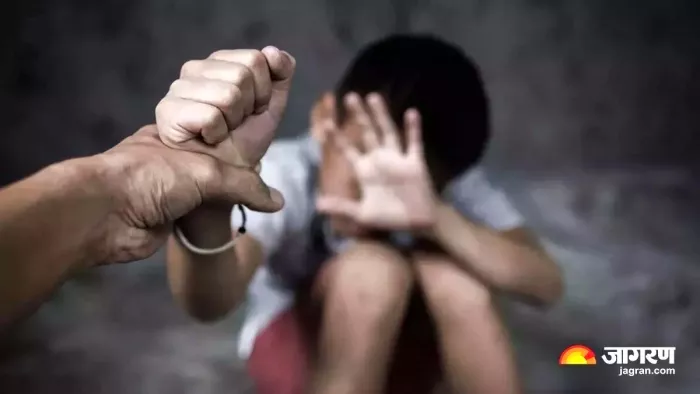 Bihar: Slap is not afraid to clap, it seems of a Rukus … The master rebuked, the child called the parents and the police – Bihar News today: When the teacher clapped the student in Bhgalpur Bihar Govt School, his Paurents Ruckus created and called the l
