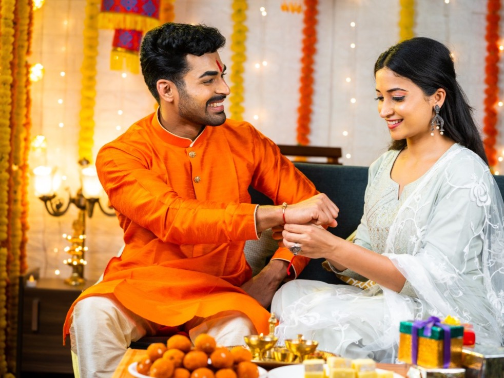 Watch these 8 tremendous films on Rakshabandhan