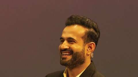 No matter what the situation is, Shikhar Dhawan keeps smiling