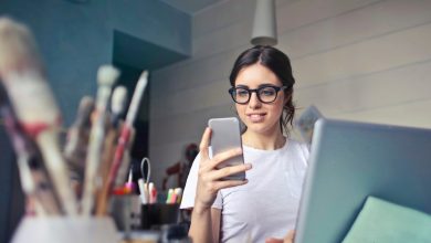 Why loneliness while staying online?