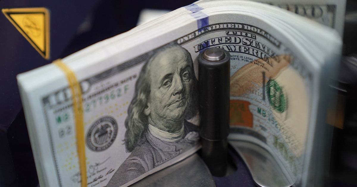 The fall in the dollar reduces the pressure on the Asian central banks