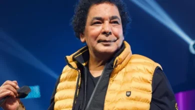 أول ظهور لمحمد منير بعد خروجه من المستشفى .. وهذه تفاصيل حالته الصحية