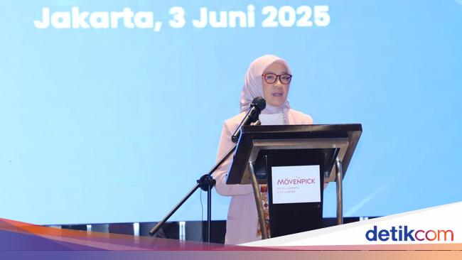 Menpan-RB emphasizes digitization of the red and white cooperative the economy of the town