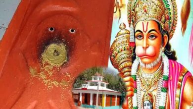 It is unique that the story of Hanuman Ji of Pilua, Prasad of commitment, offers the name of Bhadwan Ram during breathing
