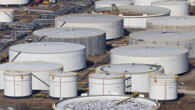 Oil prices have in the midst of anticipation to meet Trump and Putin