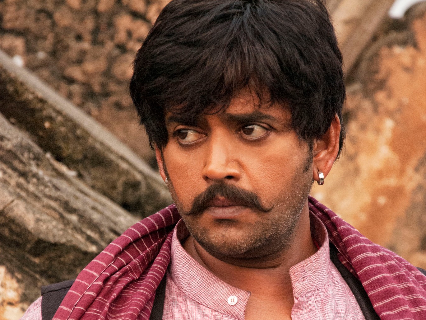 Ravi Kishan’s 8 should watch movies