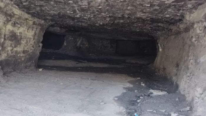 This area is KGF of Jharkhand! Coal is stolen indiscriminately, even in the rain, and then the goods go to Bihar by bicycle – coal theft by digging tunnel in Kabirabad mines in Baniyadih