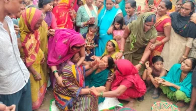 Bihar News: Dharali broke to find the father and brothers in the accident