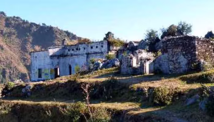 There are 50 thousand souls in this mine of Uttarakhand, people live in panic
