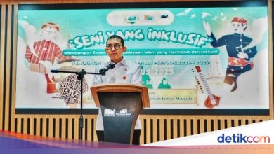 Fadli Zon asked the new HSBI management to take a role in the progress of Islamic culture