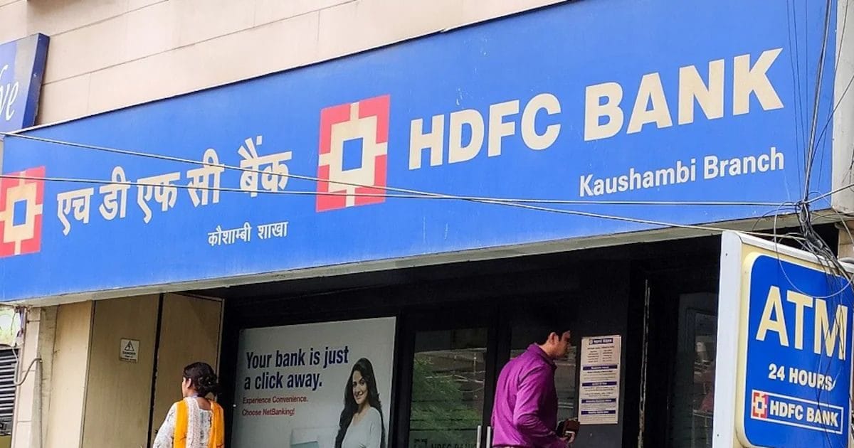 Hdfc bank cleaning, no change in minimum balance, regular account on £ 10,000