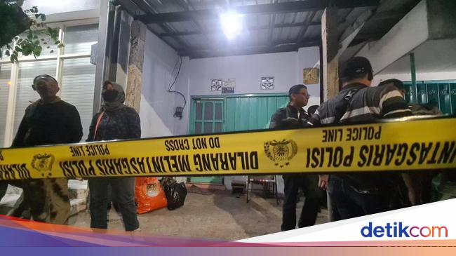 Teenagers in Blitar were found dead at home, police investigated