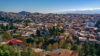 كوتايسي، جوهرة جورجيا الخفية، تجمع بين عبق التاريخ وسحر الطبيعة. من كاتدرائياتها العريقة إلى…