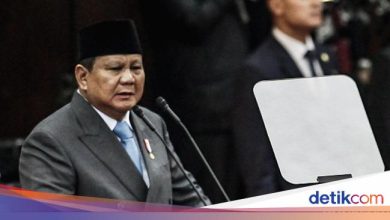 Prabowo did not wear traditional clothing during an annual session, just a matter of choice