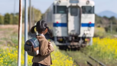 Unique anecdote of Japan! Railway Station was just opened for one girl, knowing the reason will fly away