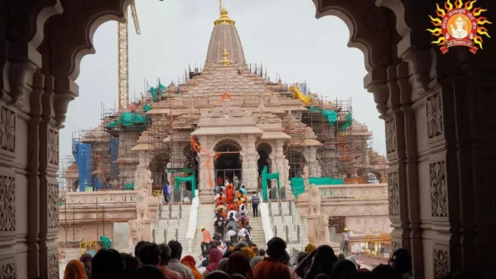 Ram Mandir: Ram Darbar also started Darshan with Ramlala, facilitators are available for smooth pass holders – Ayodhya News Ram Mandir Darshan now easier with Sugam Pass