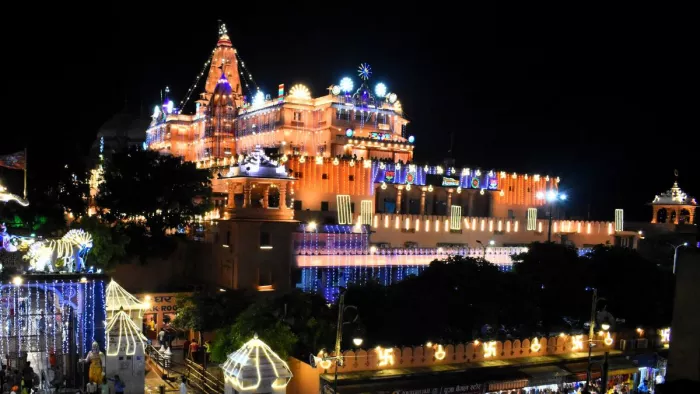 Krishna Janmashtami 2025: Birthday of Kanha today, Jaighosh of Kanhaiya Kanhaiya; Withdrawal of Dulhan Saji Nagari – Krishna JanMashtami 2025 Kanha Birthday to live a bridge in the bridge