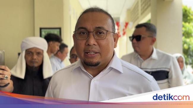 Andre Rosiade inaugurated Tower BTS Telkomn in Nagari Katialo Solok