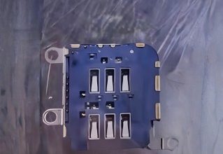 تسريب صور يزعم إظهار منفذ شريحة SIM في iPhone 17 Pro