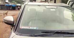 Strange performance of the traffic police in Banka: Car Rider has cut a challenge of Rs 1000 for not wearing helmets