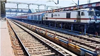 83 -Year -old Kalyan Sundaram, who travels in Tamil Nadu Express, goes off a heart attack