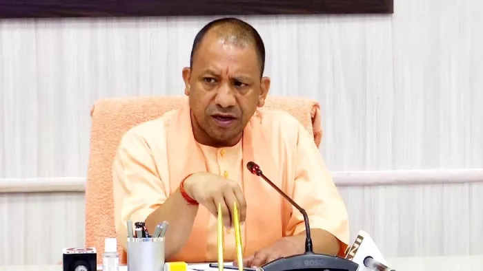 “The work of the police is not limited to maintaining law and order” Why did CM Yogi say that? – CM Yogi celebrates Janmashtami in Lucknow requests police to mimic Lord Krishna