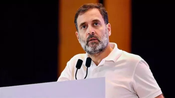Bihar: 16 days .. 25 districts .. 1300 km travel, which begins today; Rahul -Tjasvi in preparation to strengthen political land -Rahul Gandhi and Tejashwi Yadav start election campaign in Bihar -Vote Adhikar Yatra