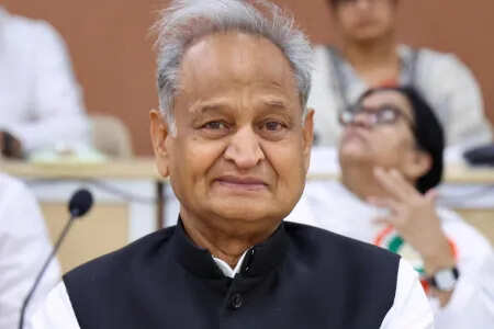 Former CM Ashok Hoklot told Parasram Maderna, inspiration, opinion on the political situation of the state