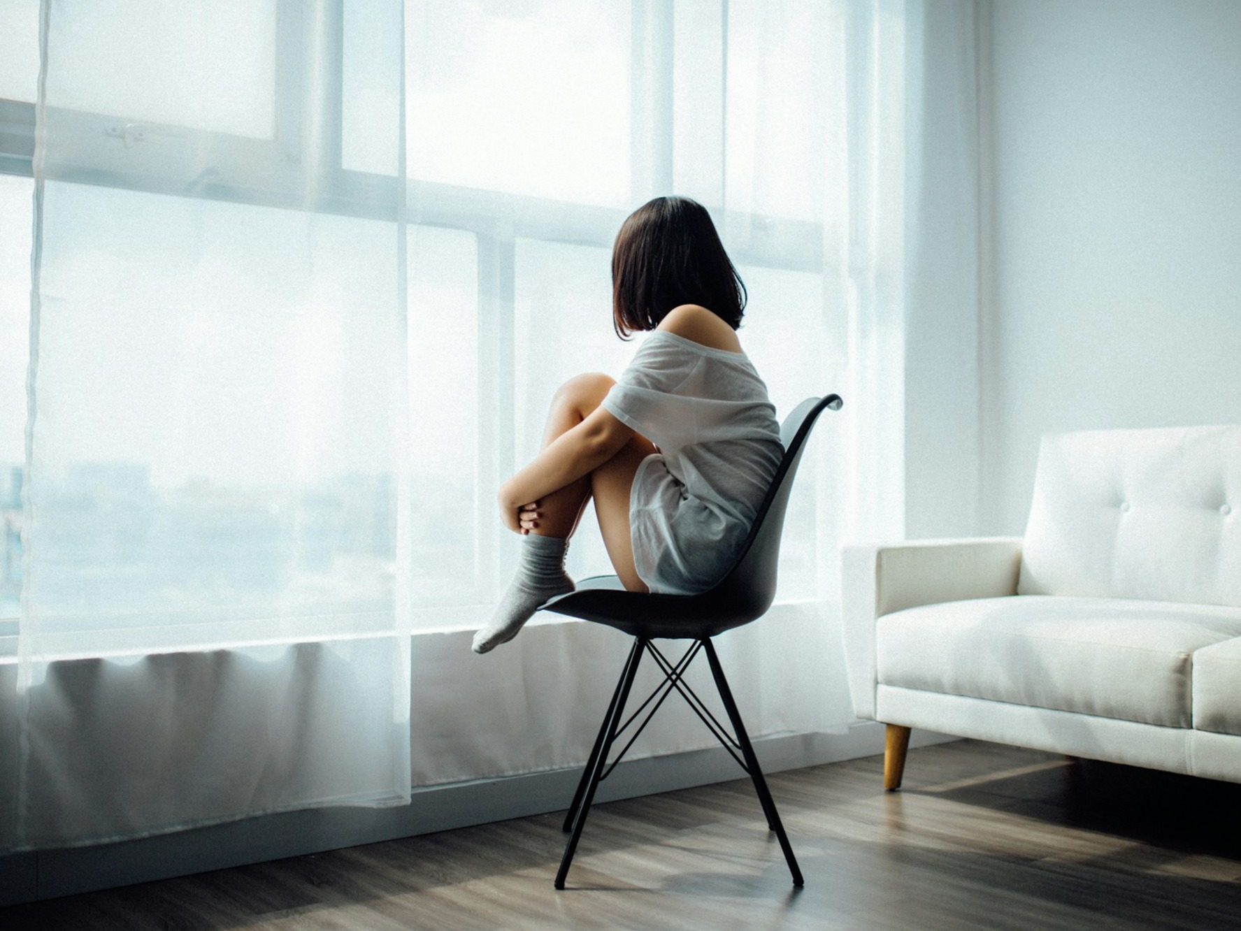 Keeping these 7 things empty at home will increase home relief