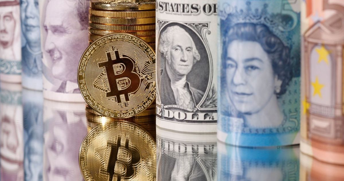 Trump campaign to change the global economic system threatens the throne of dollar
