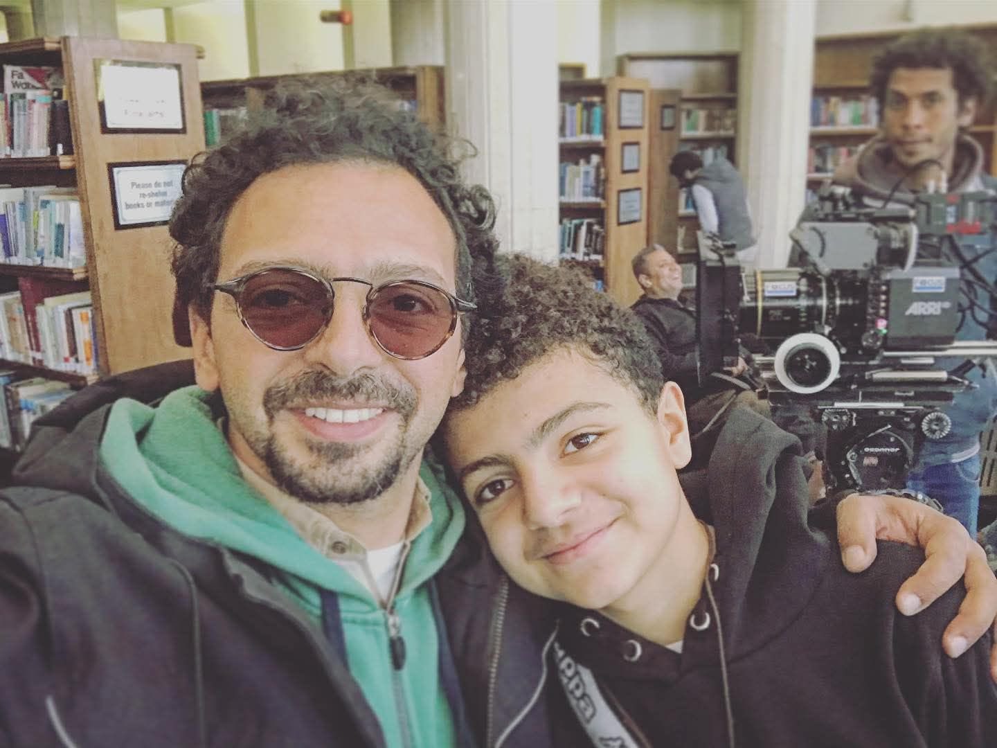 “توفي أثناء إنقاذ ابنه من الغرق”.. الحزن يسيطر على الوسط الفني بعد الرحيل الصادم لمدير التصوير…