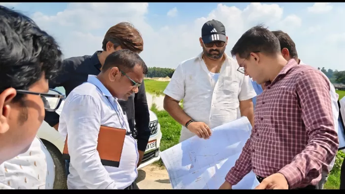 Railway team has reached to inspect the Khalilabad -Bahraich New Railway Line. Work will be completed by December 2026 – New Rail Line Project Inspection Sant Kabir Nagar Nagar Development