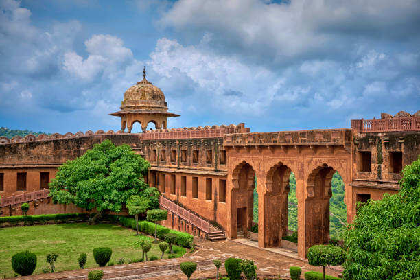 Why is Jaigarh Fort considered the most powerful of the forts of Rajasthan? Know the full story of his secrets in this historical video