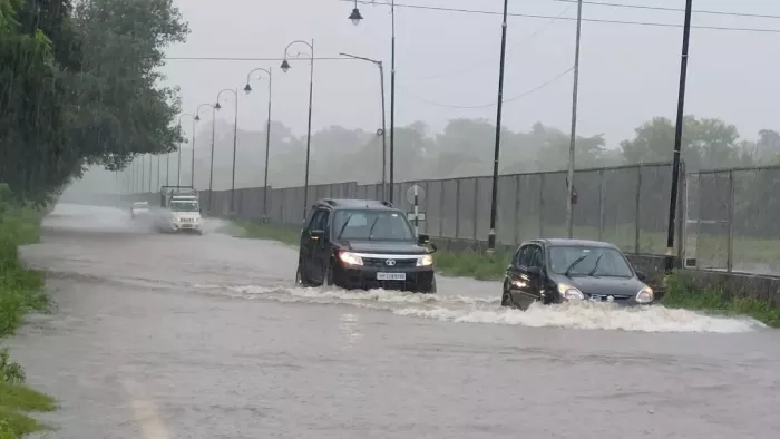 Flooding situation in five districts of Punjab due to heavy rains, the government handled the front – heavy rain caused floods in five districts of Punjab government taking guidance
